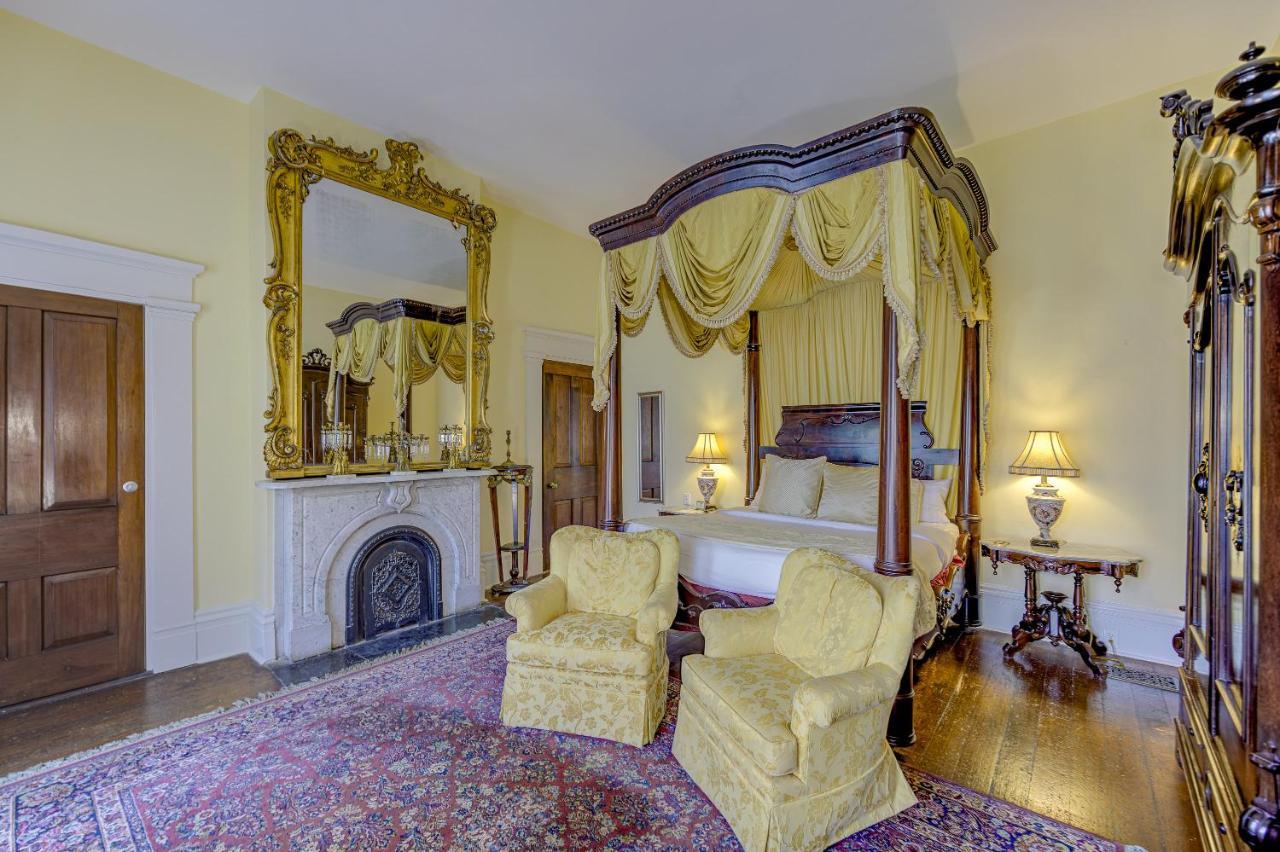 Deluxe King Room,1415892210:JPEG