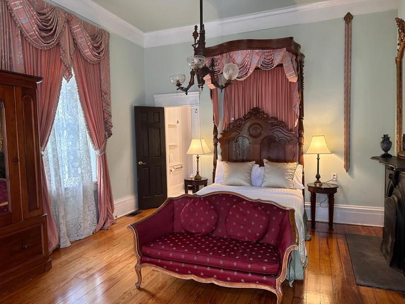 Deluxe Double Room,1586278814:JPEG